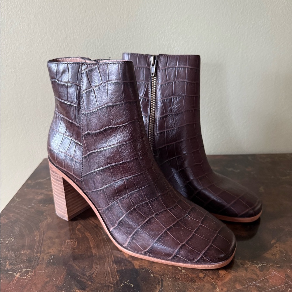 Madewell The Greer Boot in Croc Embossed Leather